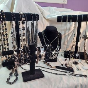 Large group of fashion jewelry